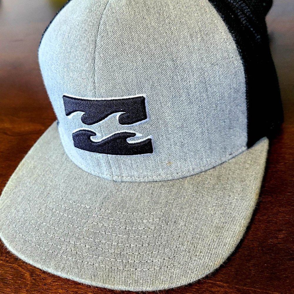 Billabong snapback hat